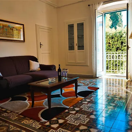 Domus - Apartment *