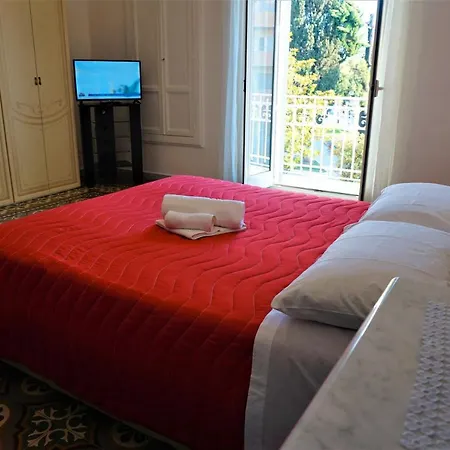 Domus -